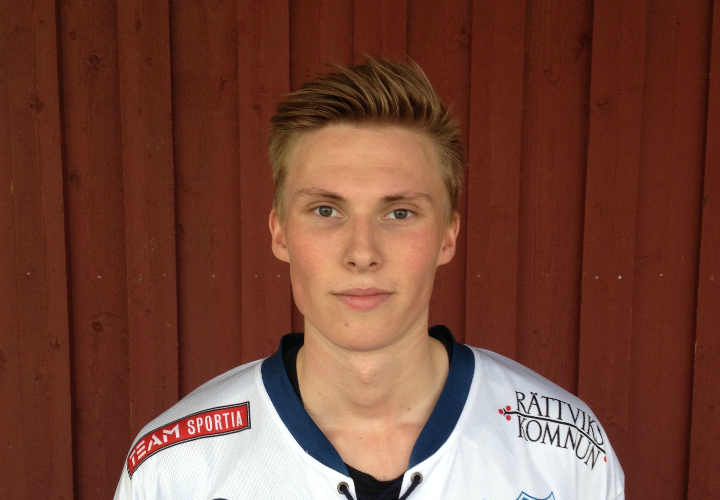 Axel Lööf klar för IFK