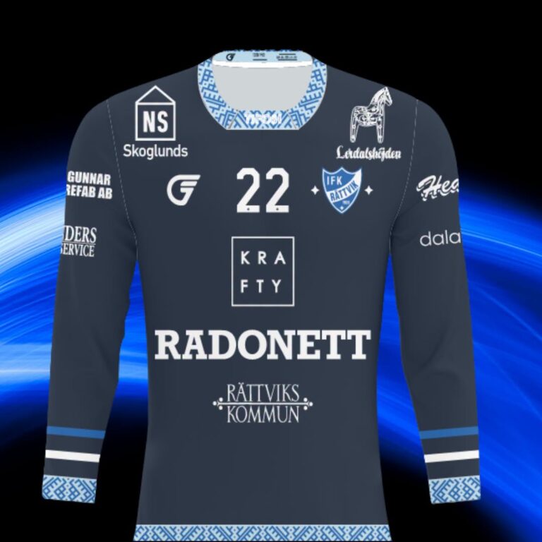 Bär klubbens färger i vinter – beställ årets matchtröja! 🤩